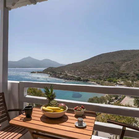 White Edge Residence Adamantas  Exterior photo